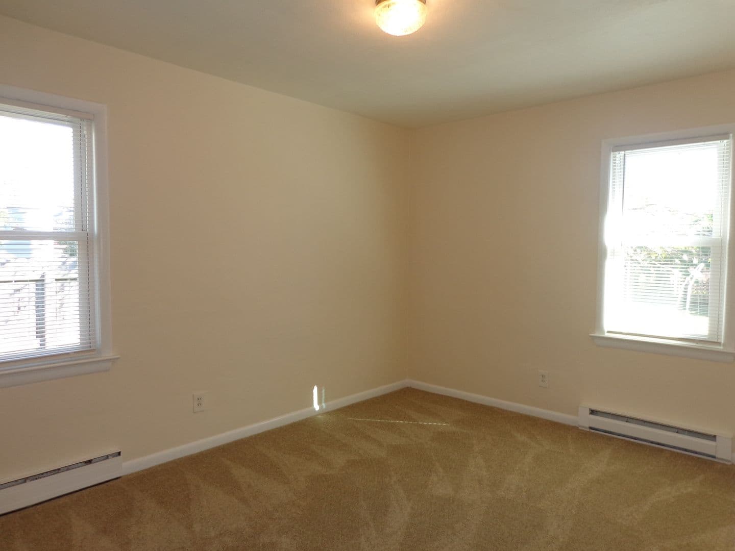 Virginia Beach Apartment: 4626 Coronet Avenue