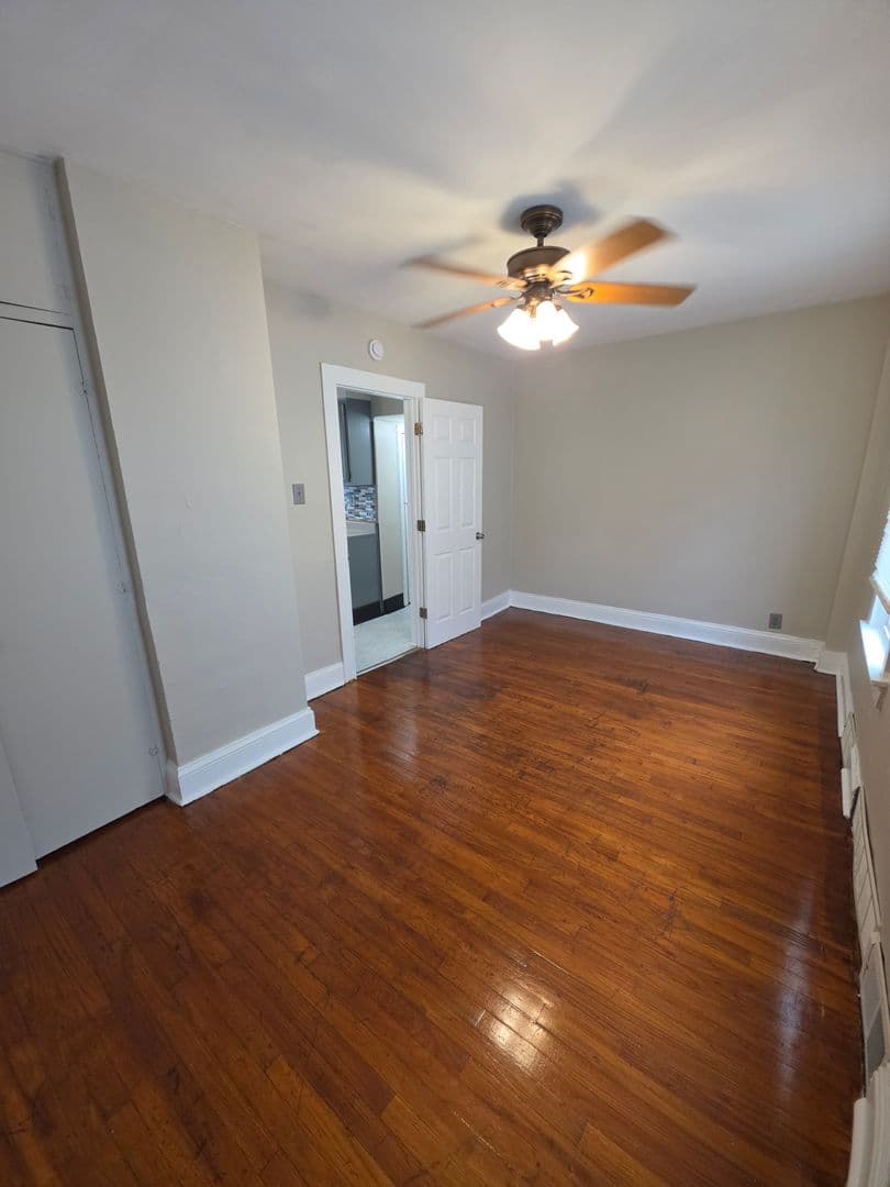 Cleveland Apartment: 3664 W 48th St