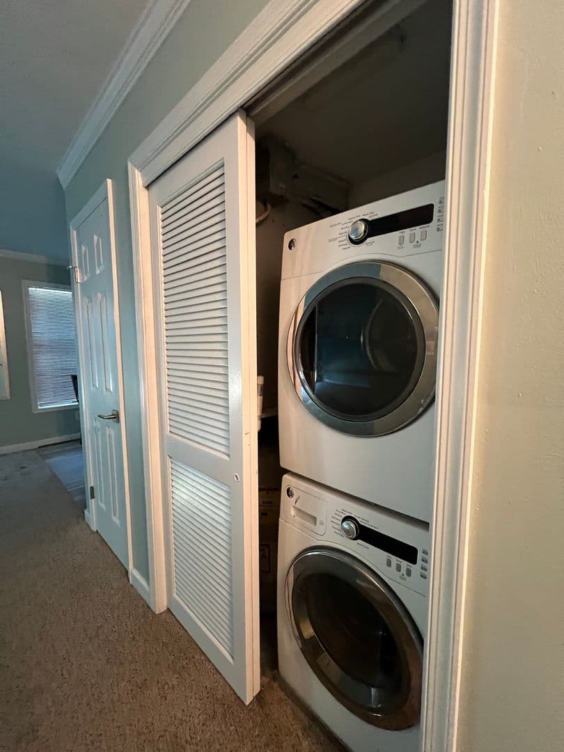 Norfolk Condo: 849 Baldwin Avenue #1B