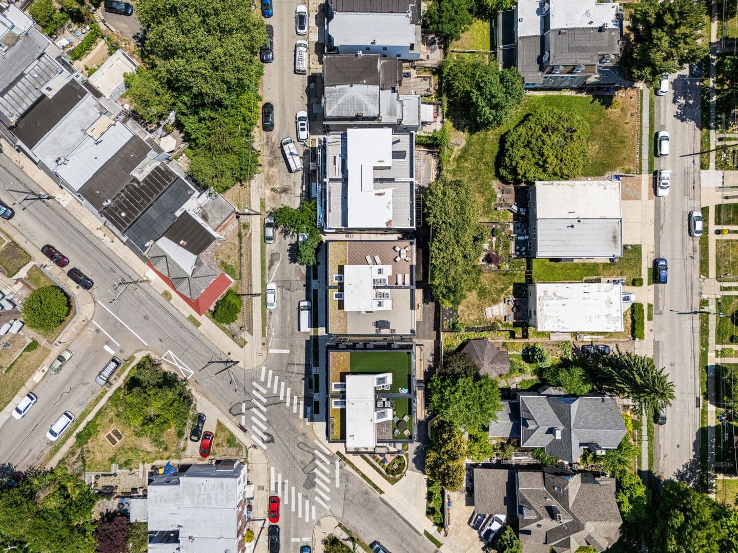 Philadelphia House: 206 Kalos Street
