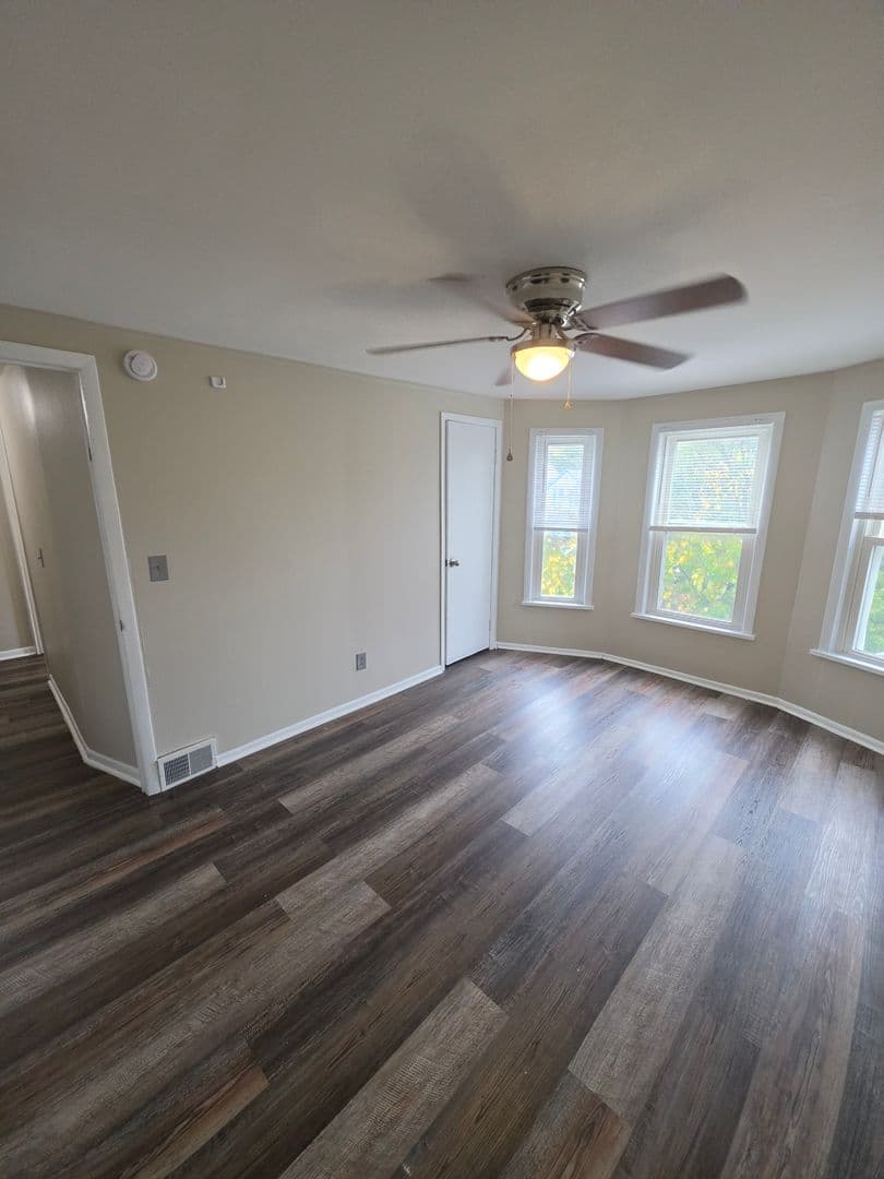 Cleveland Apartment: 3664 W 48th St
