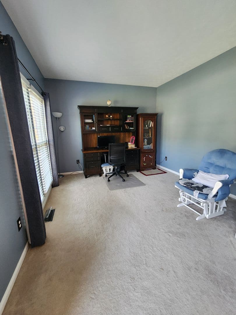 Avon House: 3288 Beech Lane