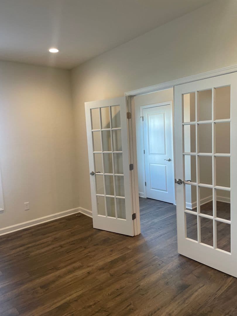 Daleville House: 128 Colony Avenue