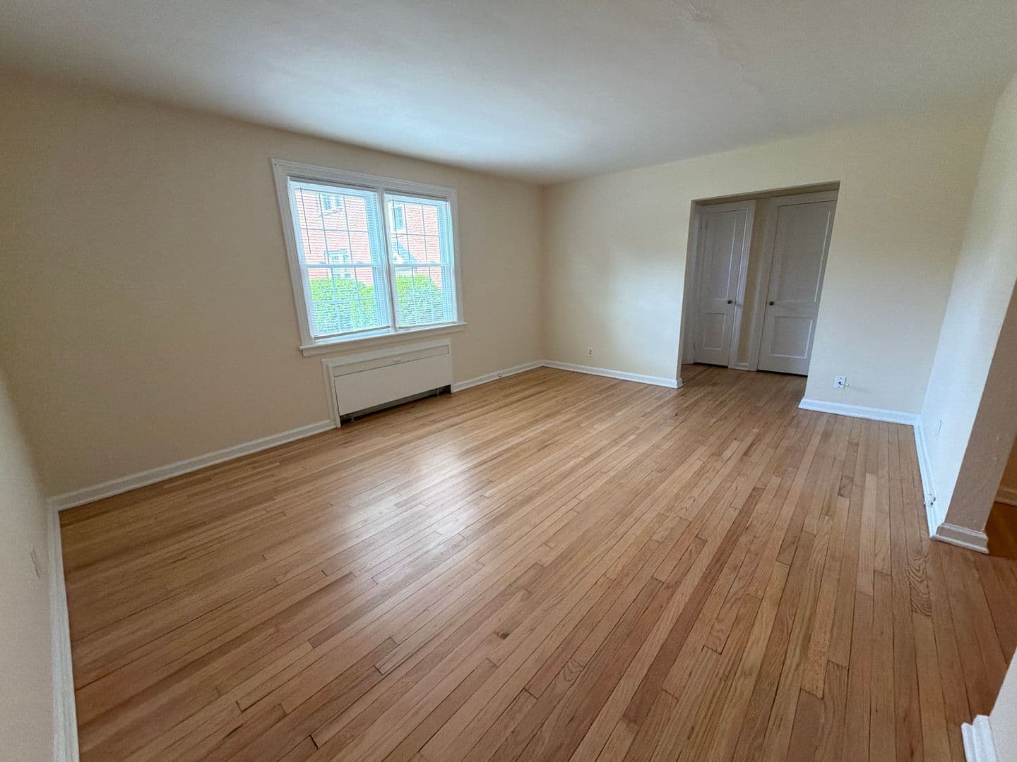 Norfolk Apartment: 7420 Hampton Boulevard