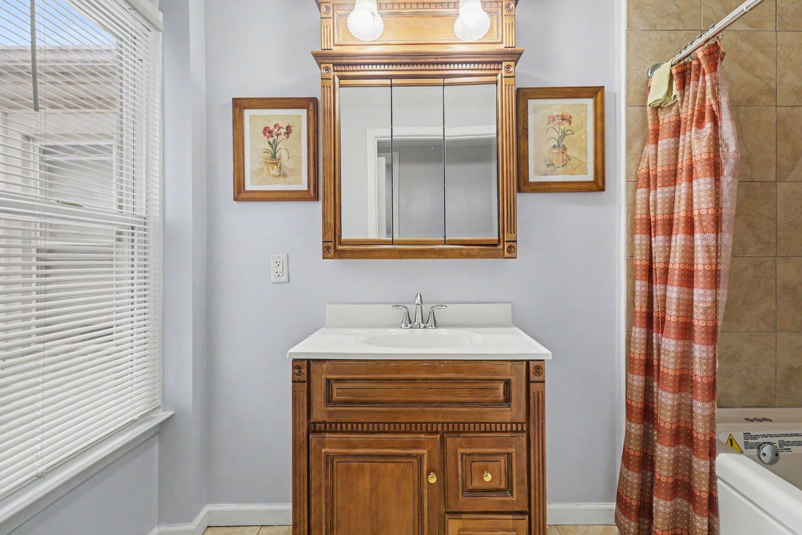 Harrisburg House: 2105 Greenwood St