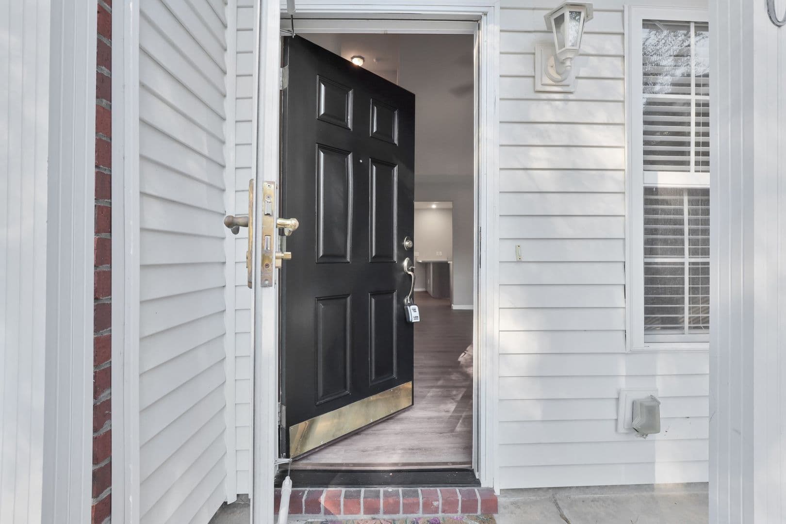 Bluffton House: 230 North Circle