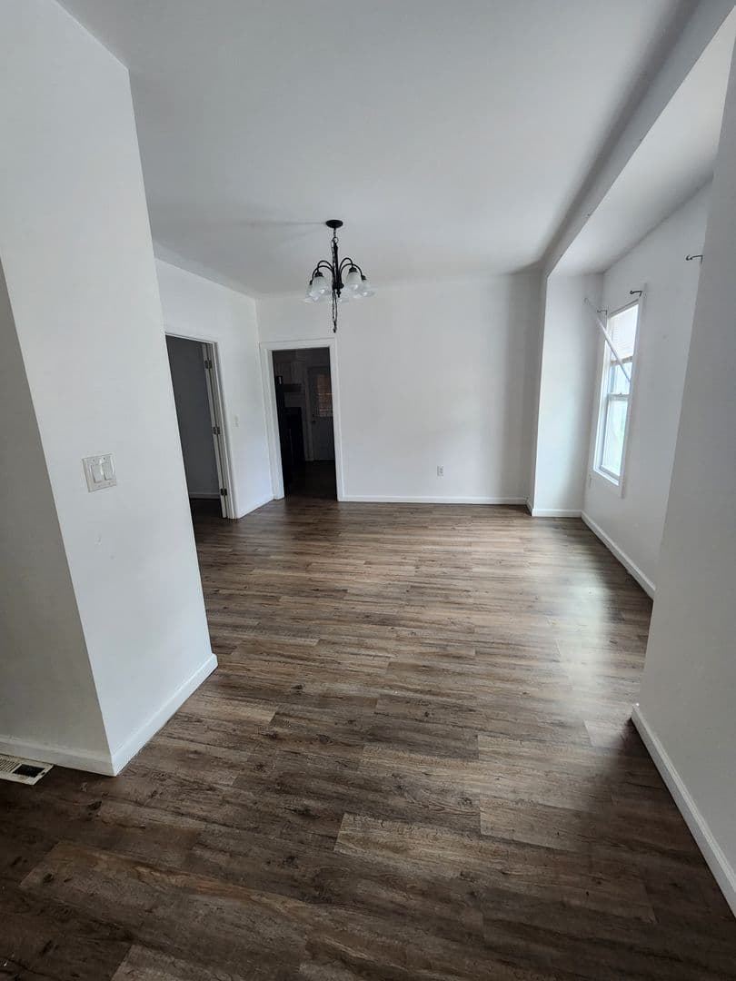 Cleveland Apartment: 3661 W. 47th