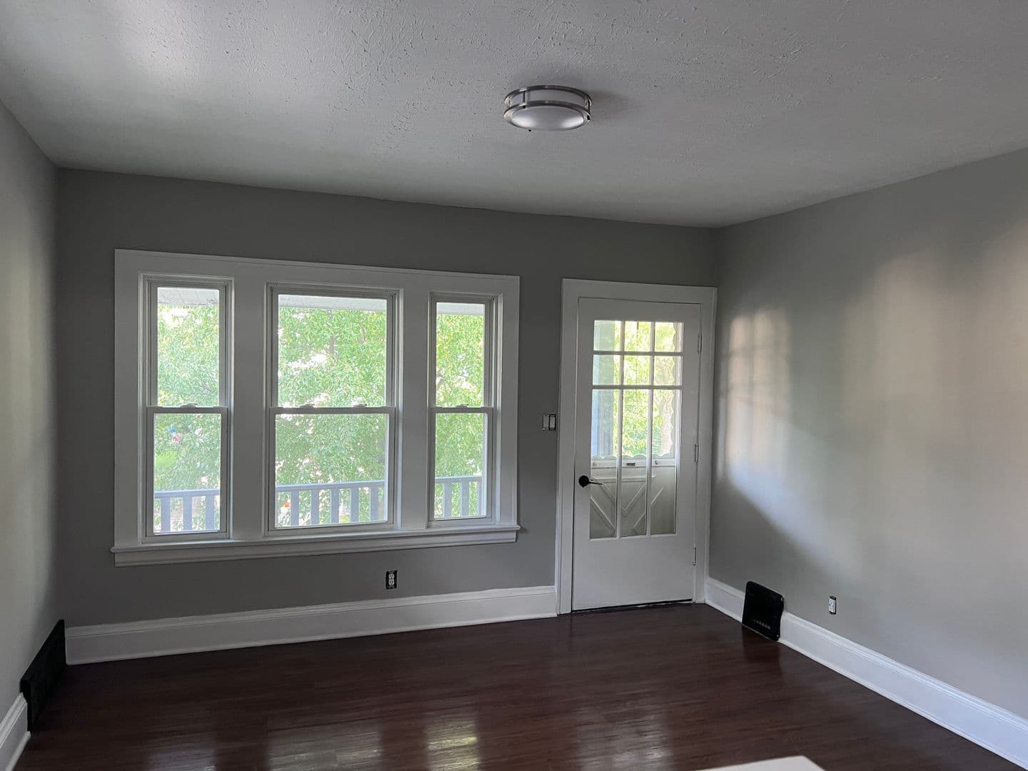 Cleveland Apartment: 4090 E. 66th Street