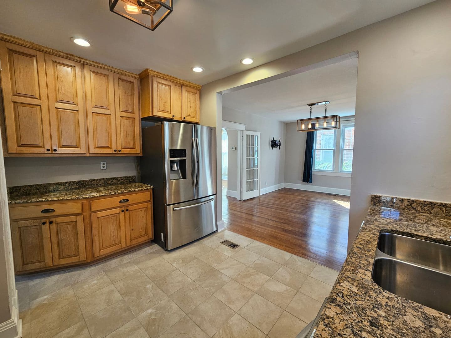 Norfolk House: 1812 Canton Avenue