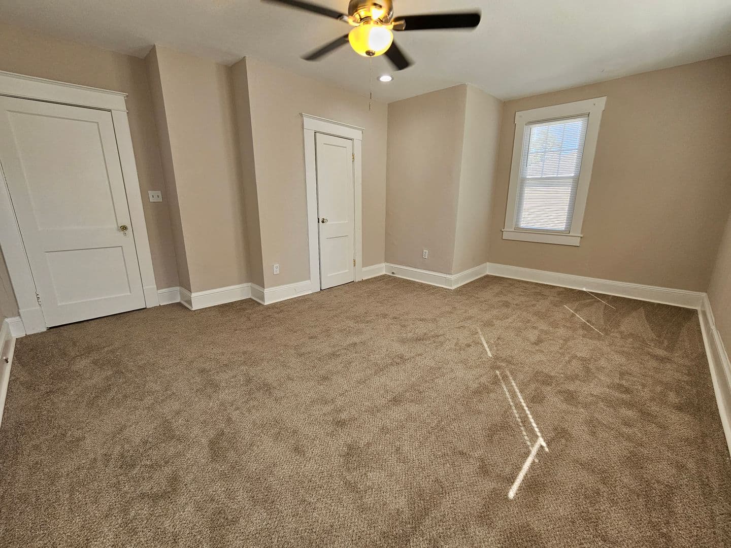 Norfolk House: 1812 Canton Avenue