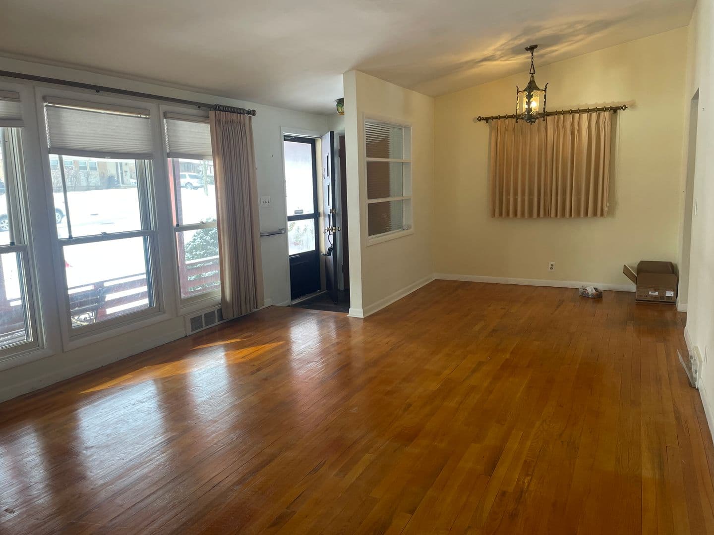 Ann Arbor House: 842 Westwood Avenue