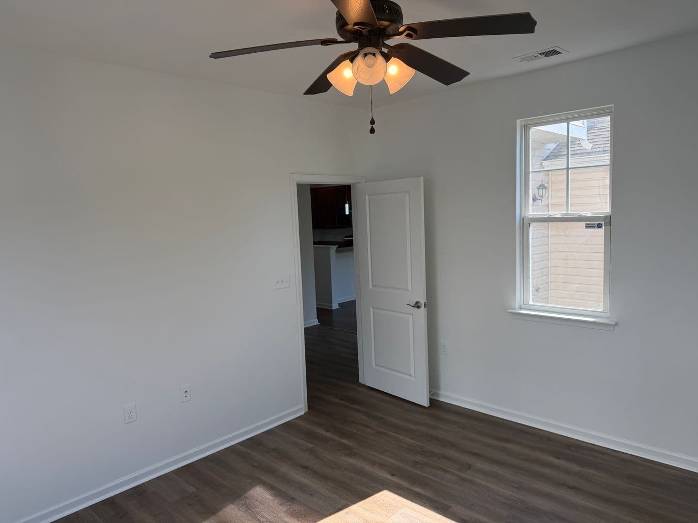 Chesapeake Townhome: 1440 Rollesby Way