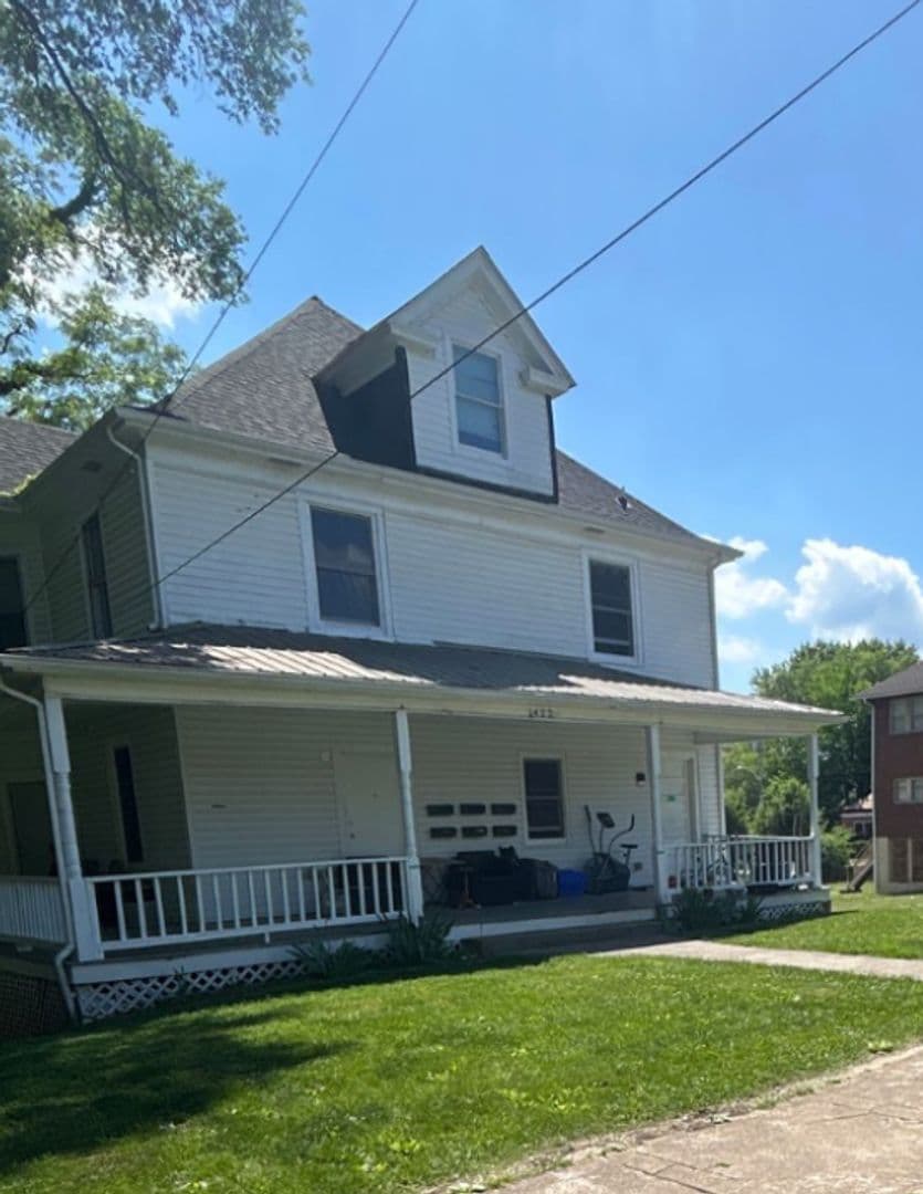 Roanoke Apartment: 1422 Patterson Avenue SW