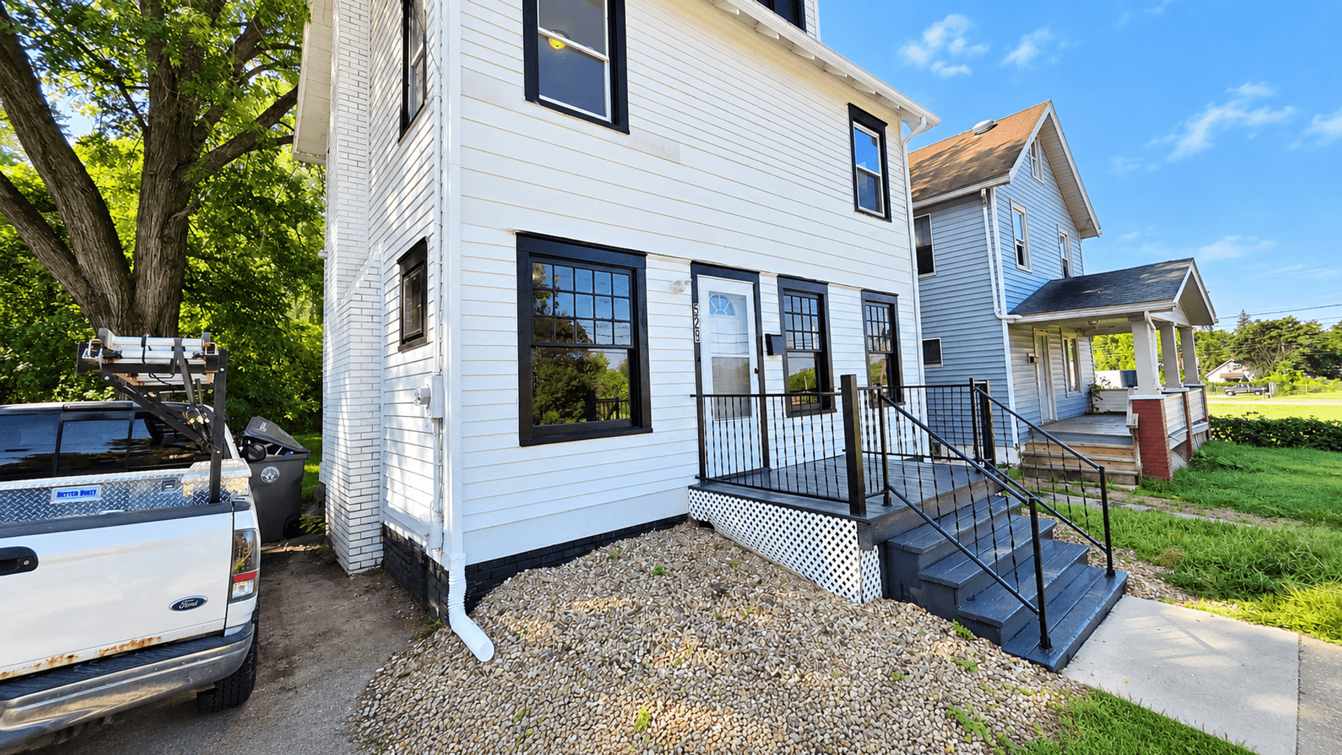 Youngstown House: 529 Cameron Ave