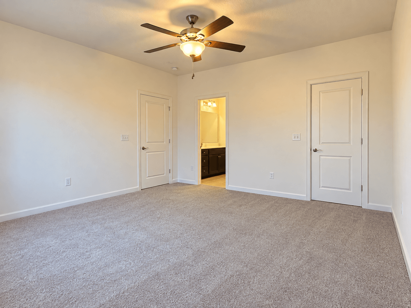 Virginia Beach Townhome: 5013 Hawkins Mill Way