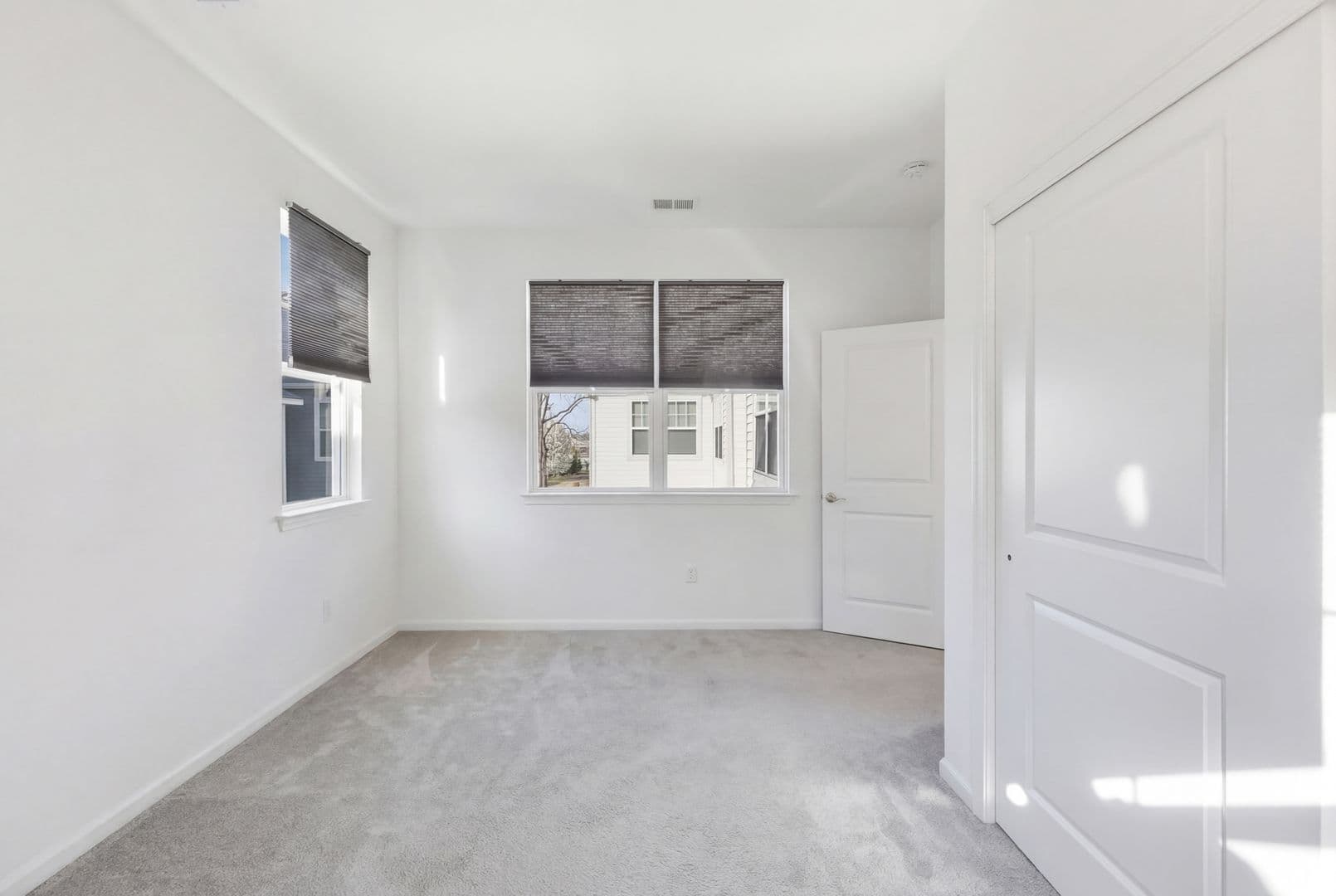Virginia Beach House: 5112 Cora Anne LN