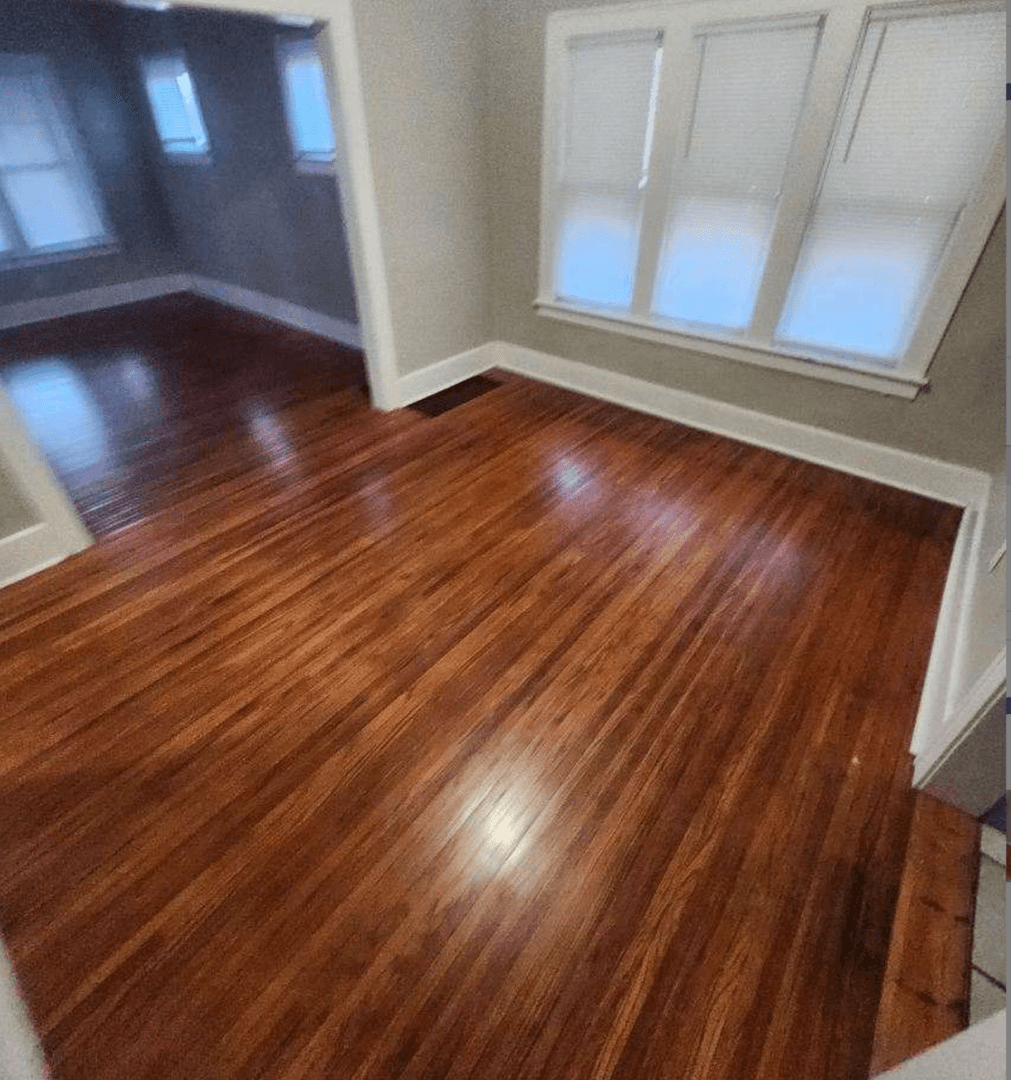 Toledo House: 1015 Hawk Street