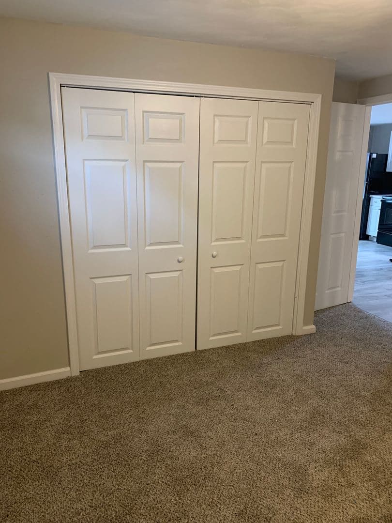 Lorain Apartment: 661 Washington Avenue