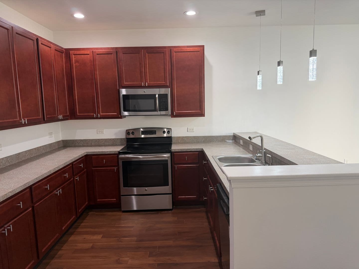 Chesapeake Townhome: 1440 Rollesby Way