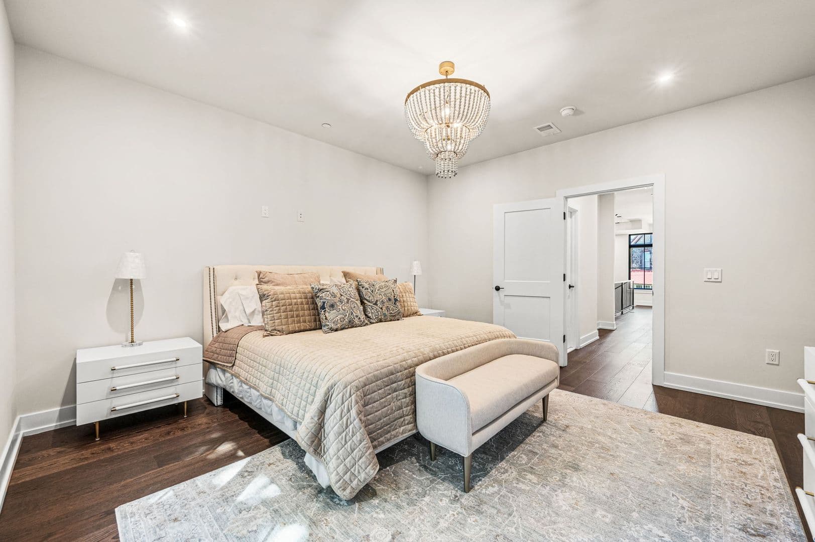 Philadelphia House: 206 Kalos Street