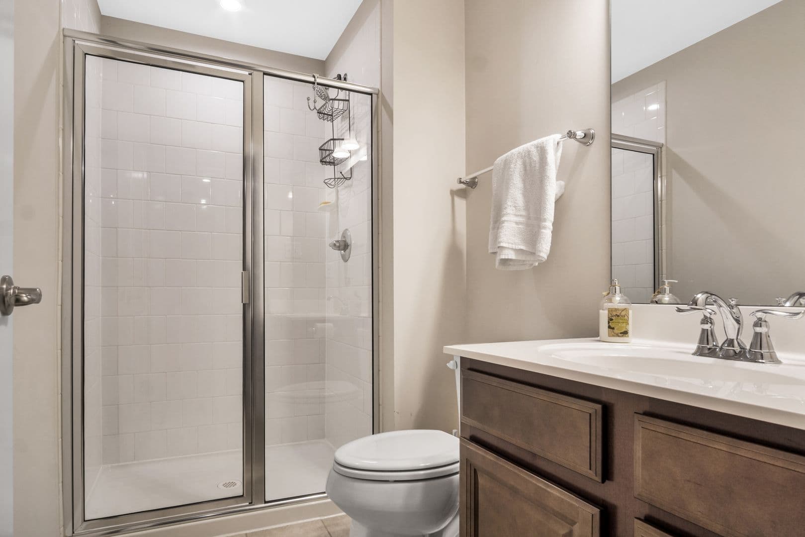 Williamsburg House: 406 Boltons Mill Pkwy