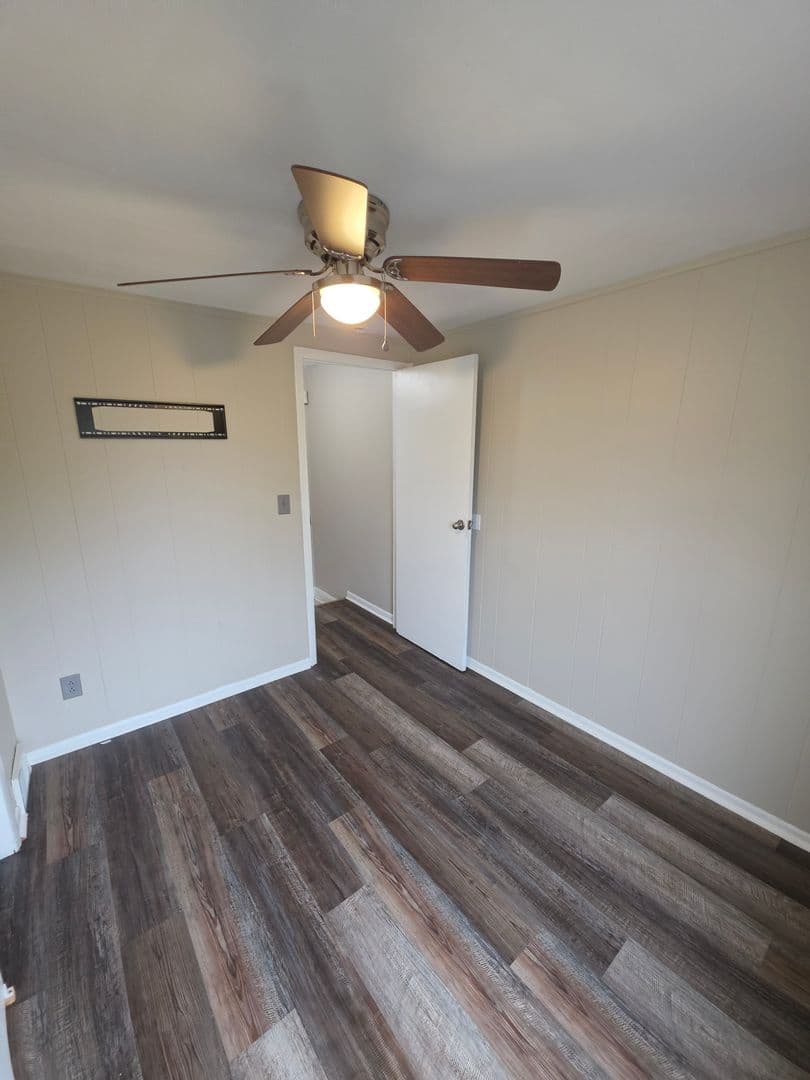 Cleveland Apartment: 3664 W 48th St