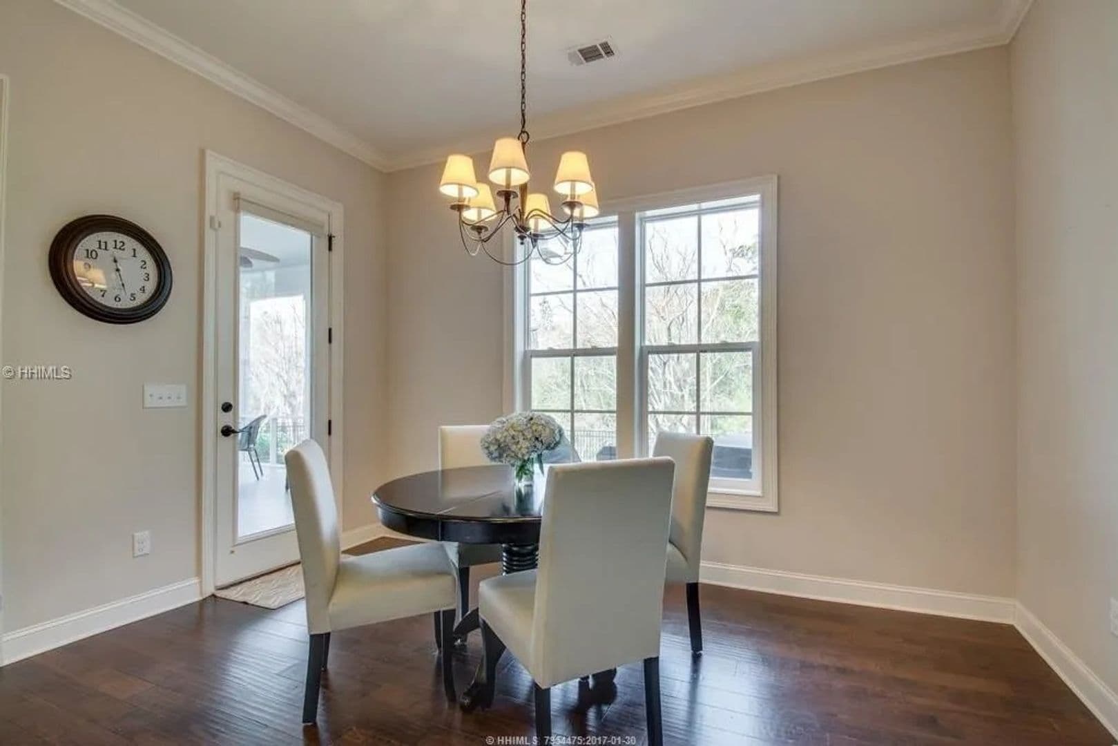 Bluffton House: 37 Shell Hall way