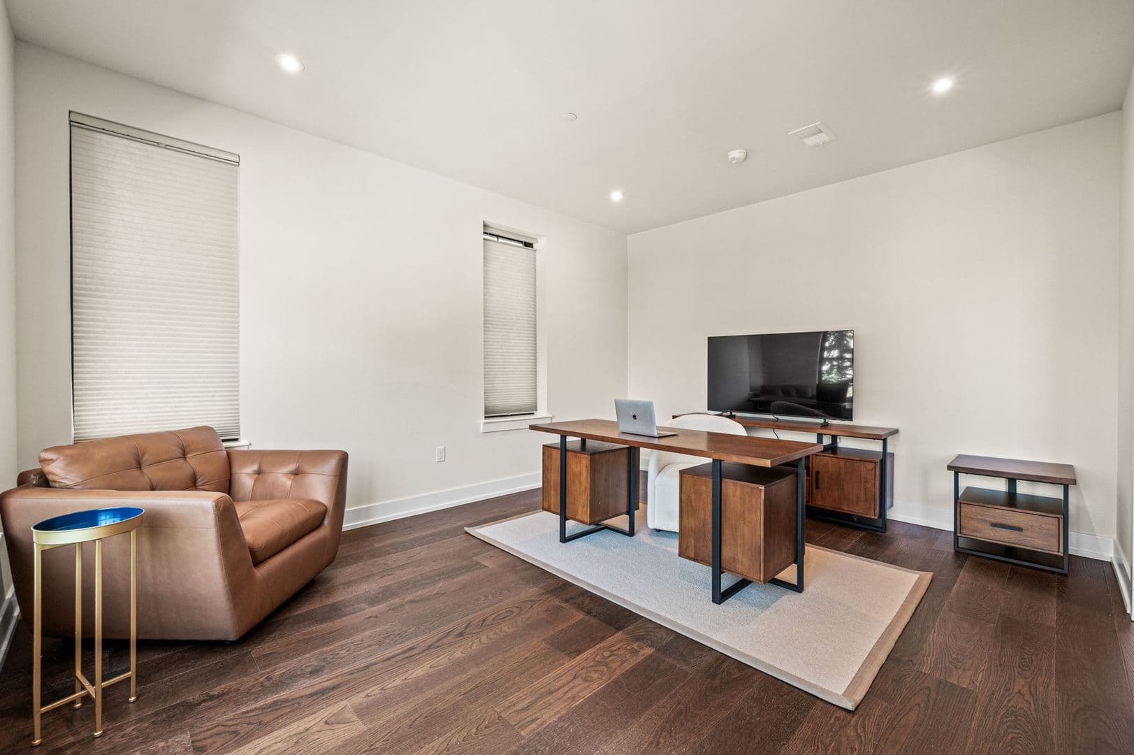 Philadelphia House: 206 Kalos Street