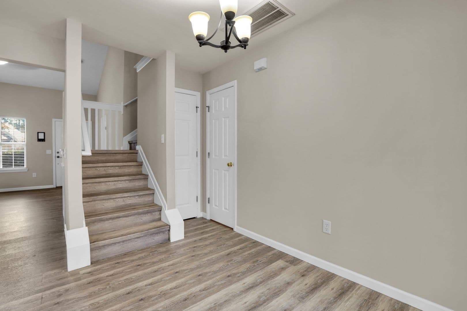 Bluffton House: 230 North Circle