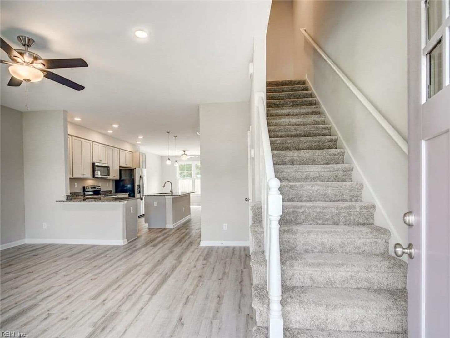 Norfolk House: 8218 Tidewater Drive