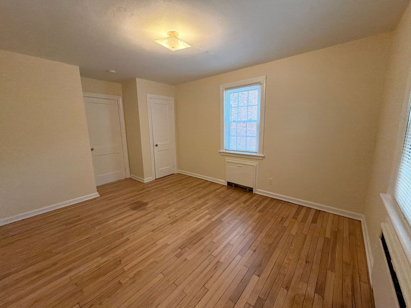 Norfolk Apartment: 7420 Hampton Boulevard