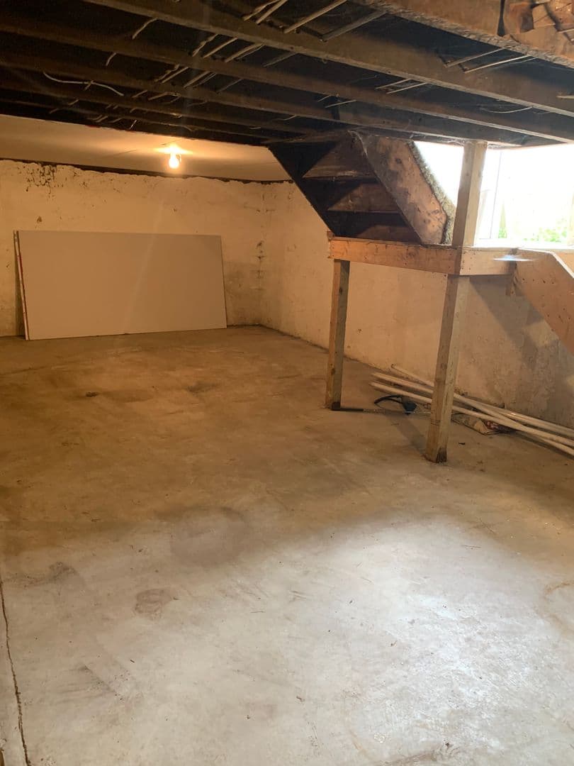 Lorain Apartment: 661 Washington Avenue