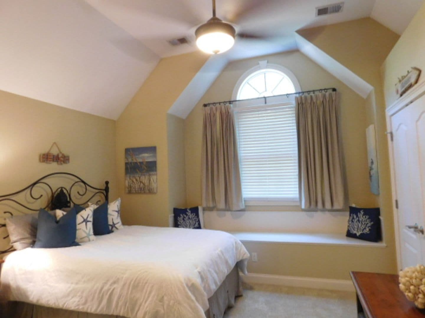 Hilton Head House: 13 Sussex Lane