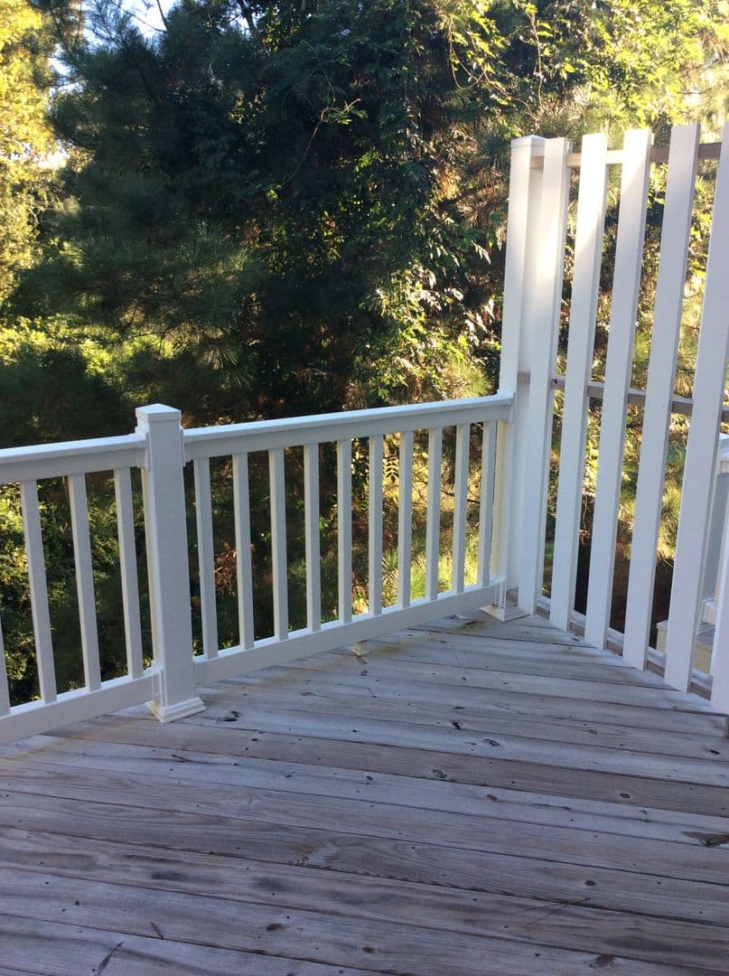 Williamsburg Townhome: 401 Prosperity Court