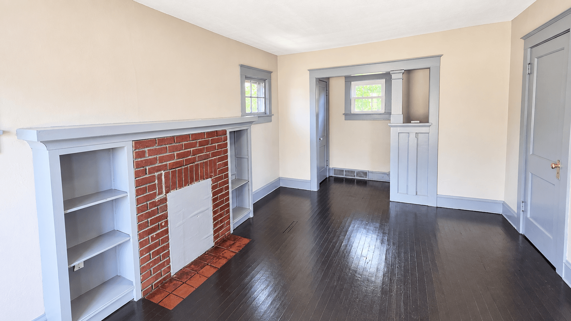 Youngstown House: 529 Cameron Ave