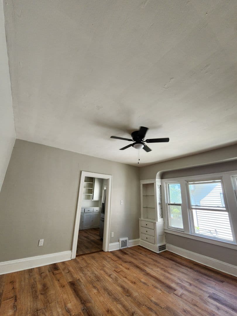 Shaker Heights Apartment: 3634 Hildana Road