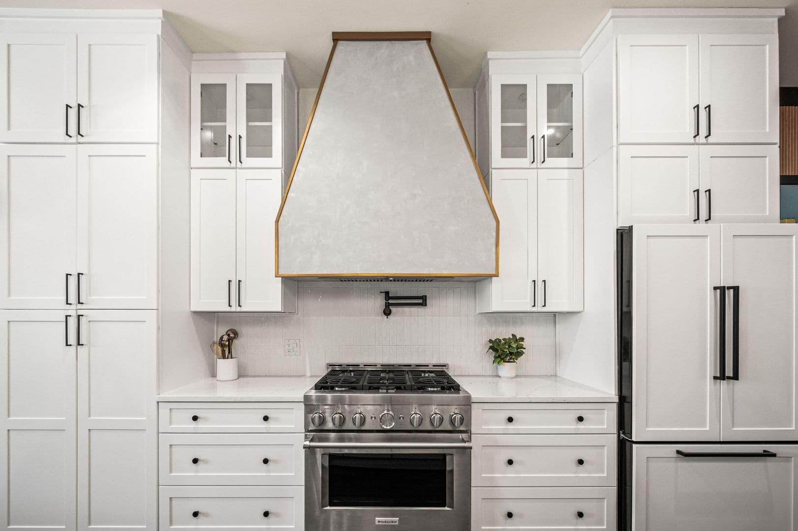 Philadelphia House: 206 Kalos Street