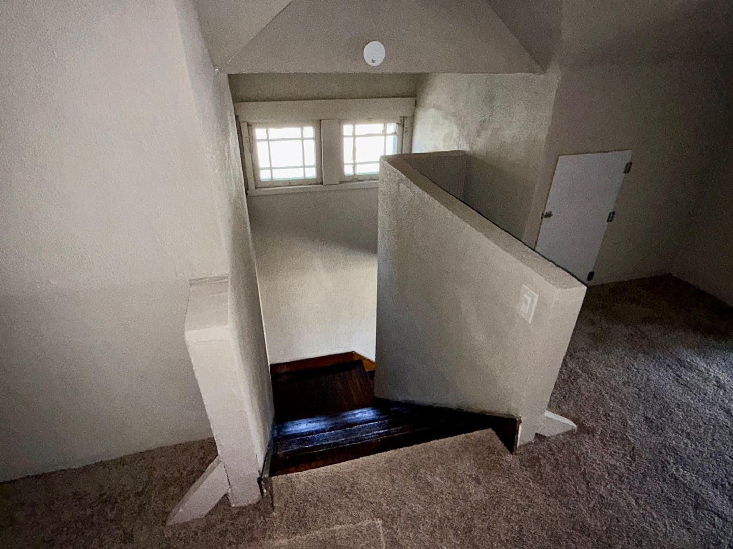 Cleveland House: 12406 Oscela Ave