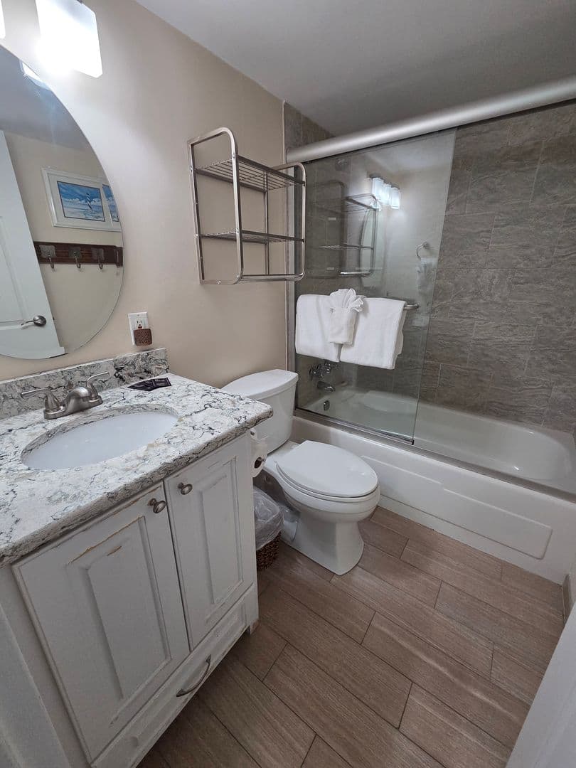 Virginia Beach Condo: 303 Atlantic Avenue #804