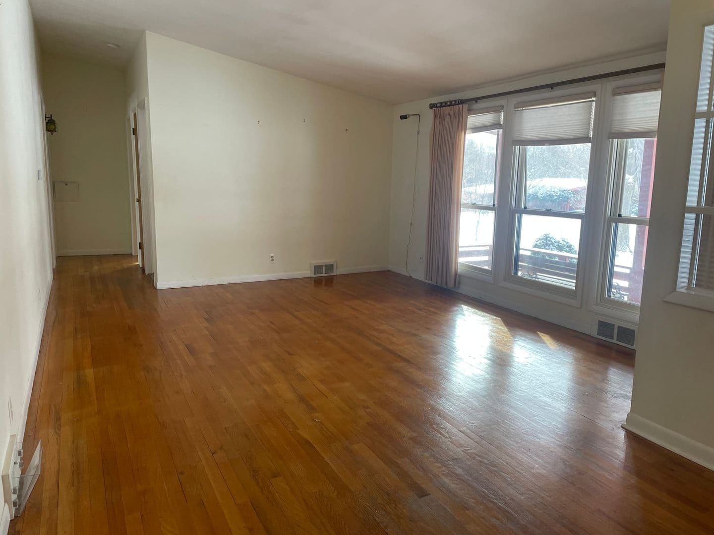 Ann Arbor House: 842 Westwood Avenue