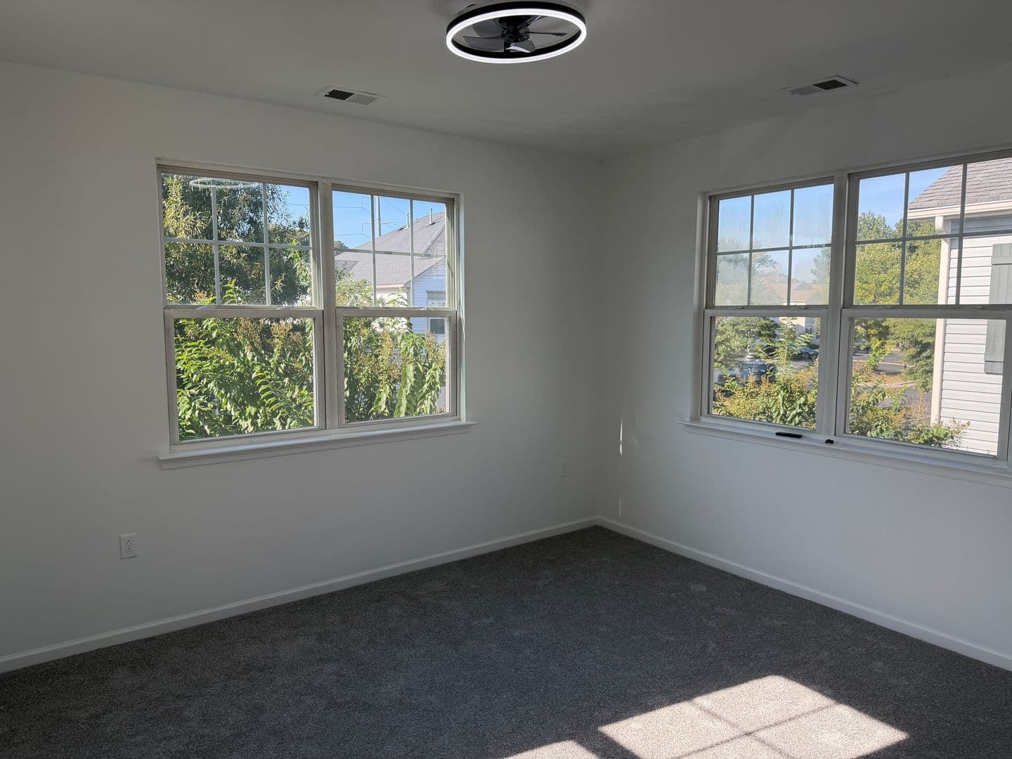 Chesapeake Townhome: 1440 Rollesby Way