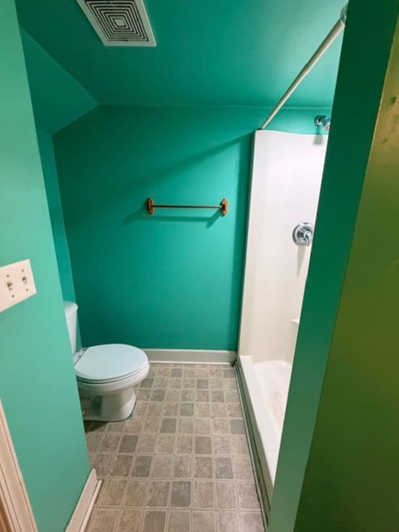 Lexington Apartment: 203 North Main Street