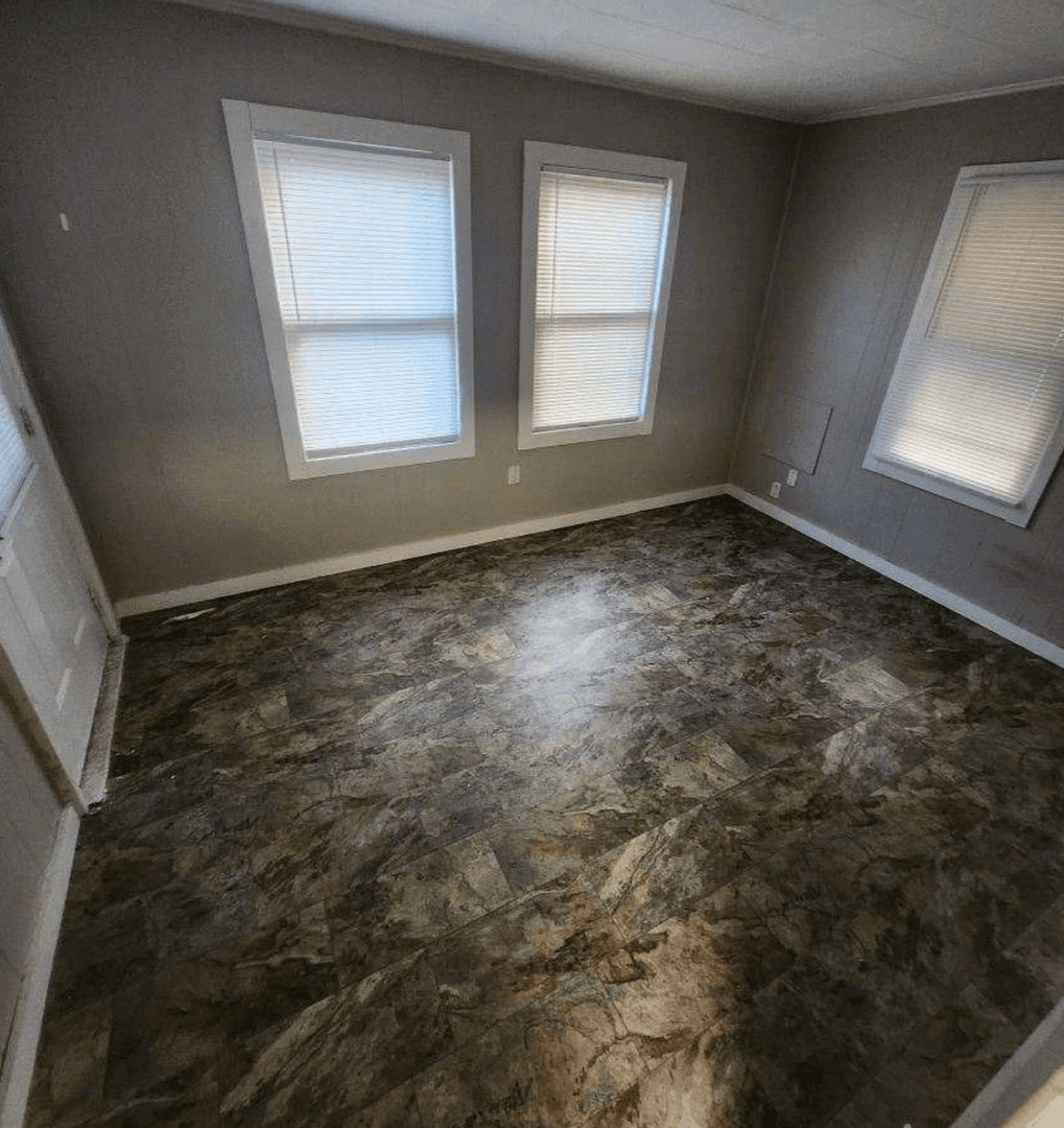 Toledo House: 1015 Hawk Street