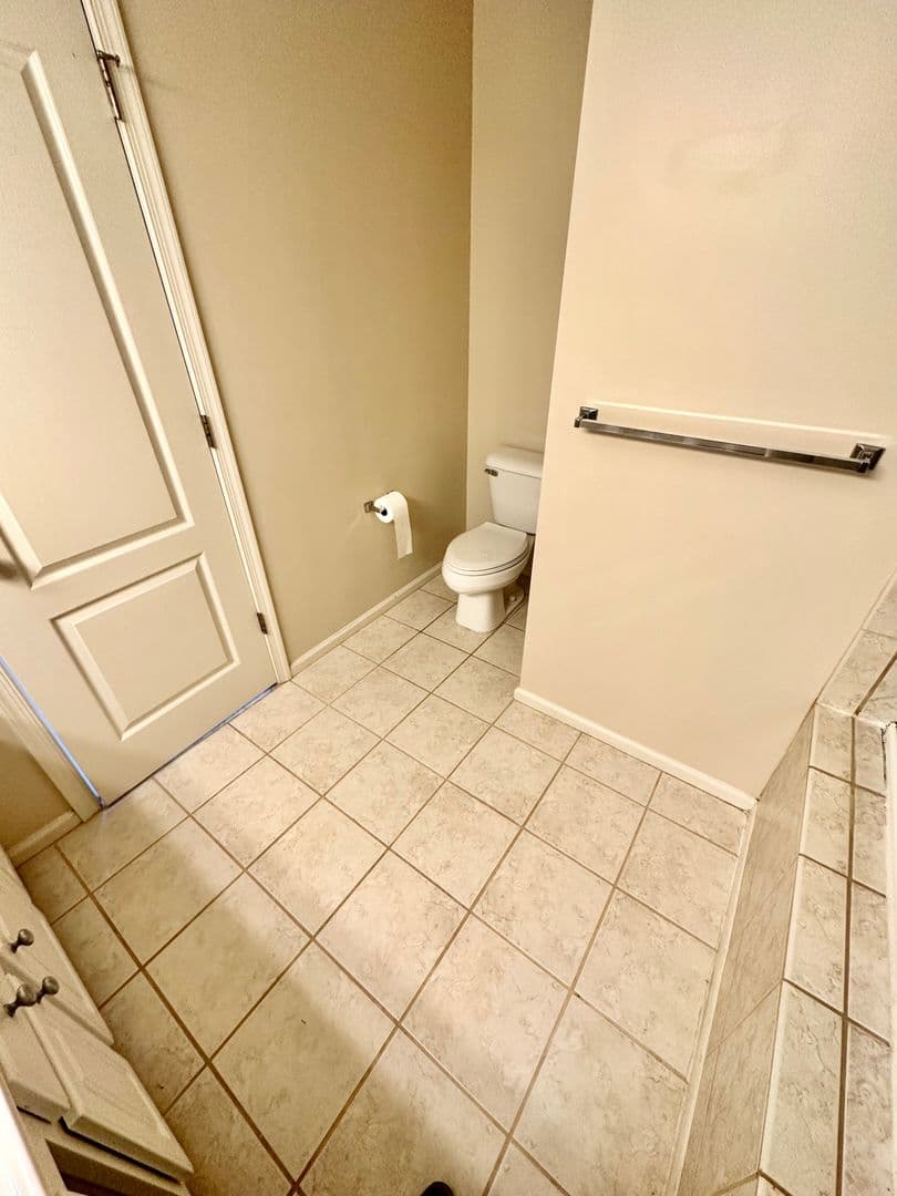 Virginia Beach House: 3724 Surry Road