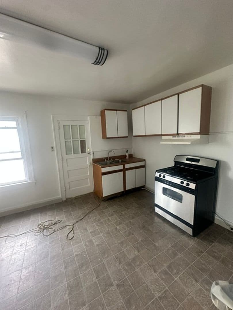 Homestead Condo: 622 E. 14th Avenue Unit 2