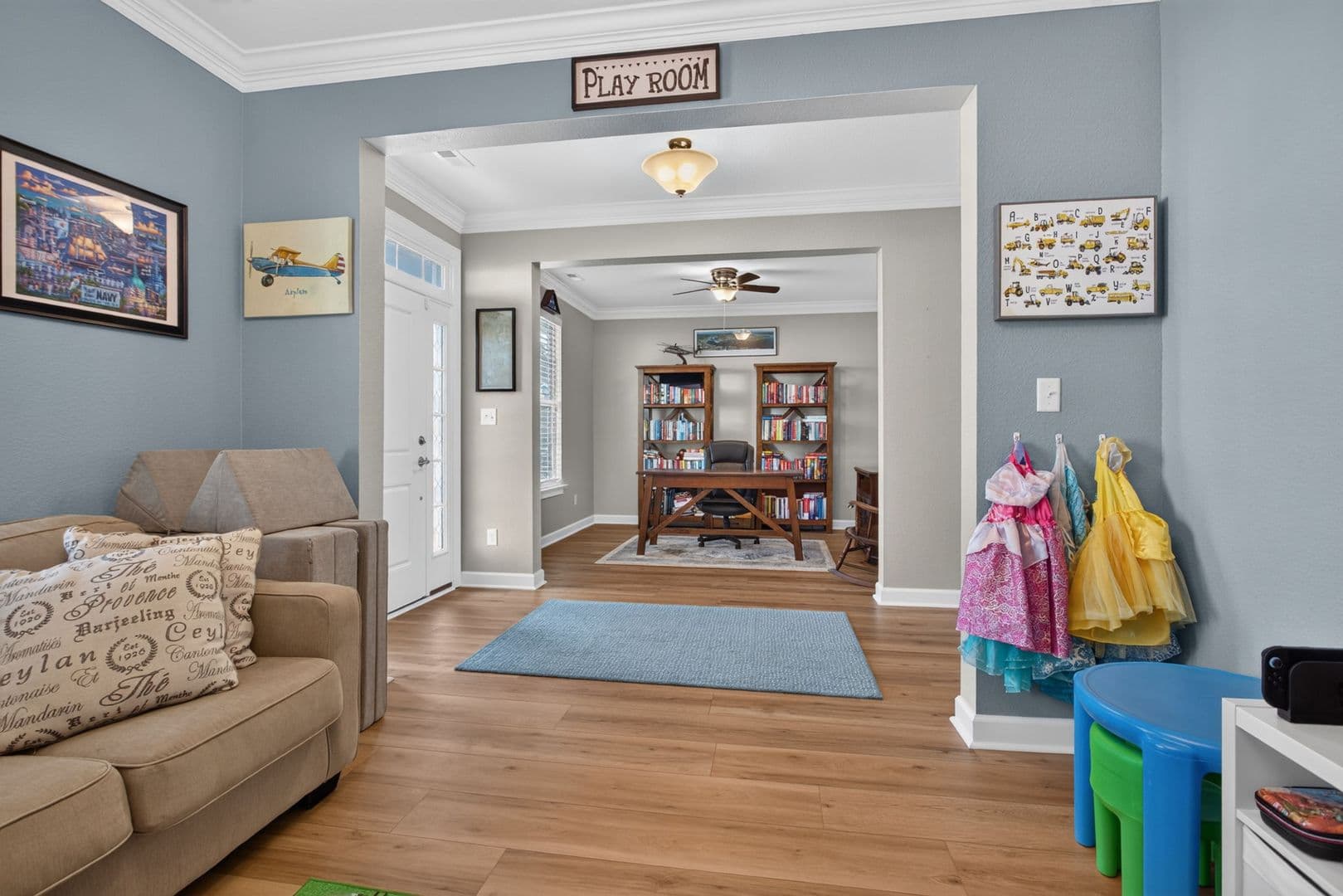 Chesapeake House: 913 Brenner