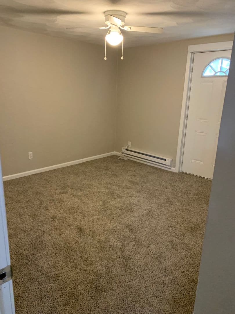 Lorain Apartment: 661 Washington Avenue