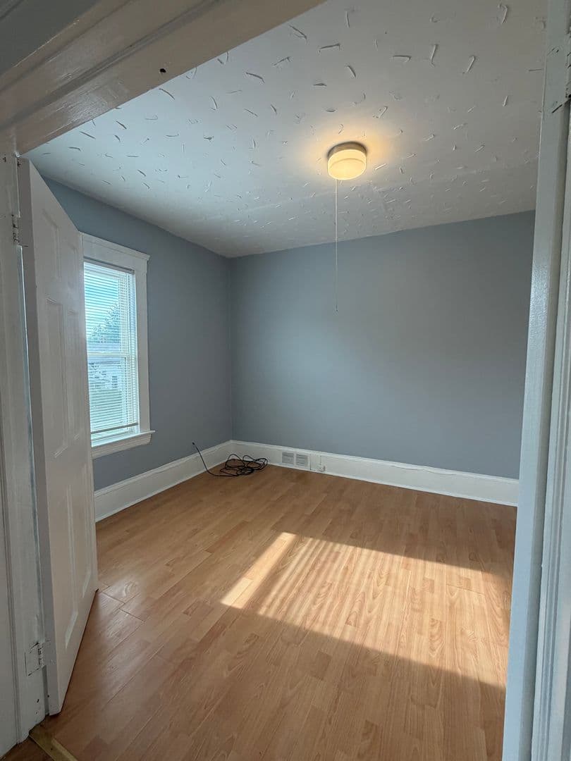 Cleveland Apartment: 3543 W. 50th Street