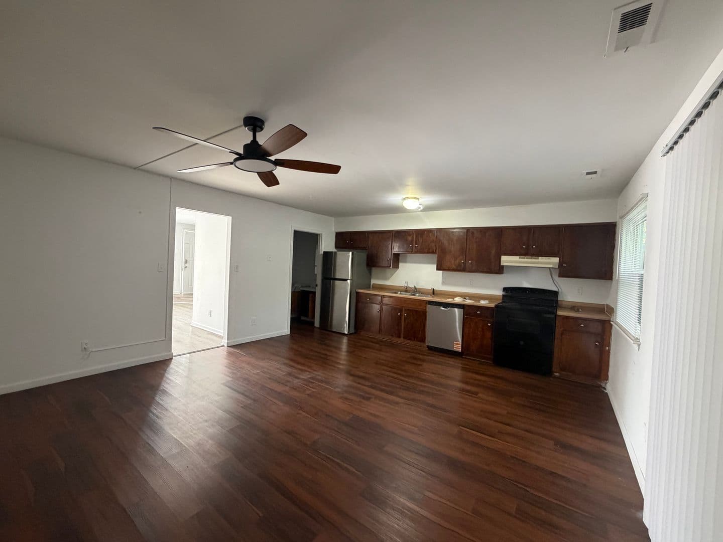 Virginia Beach Townhome: 5359 Grand Lake Crescent