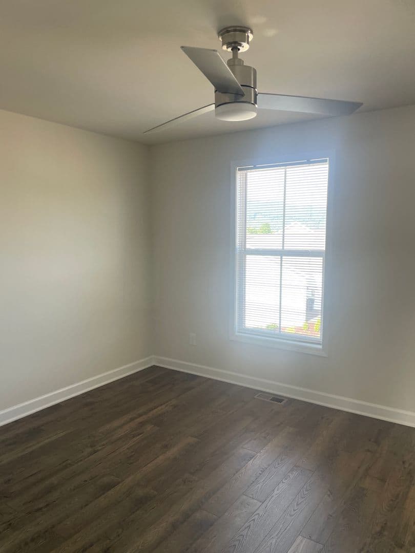 Daleville House: 128 Colony Avenue